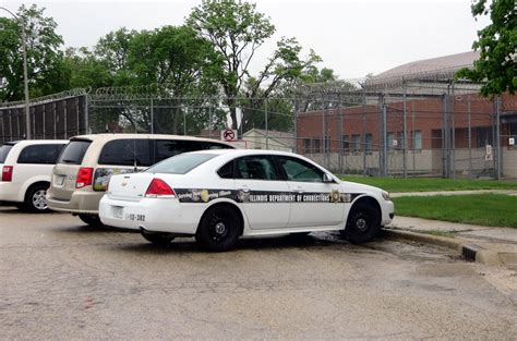 ILLINOIS DEPARTMENT OF CORRECTIONS 